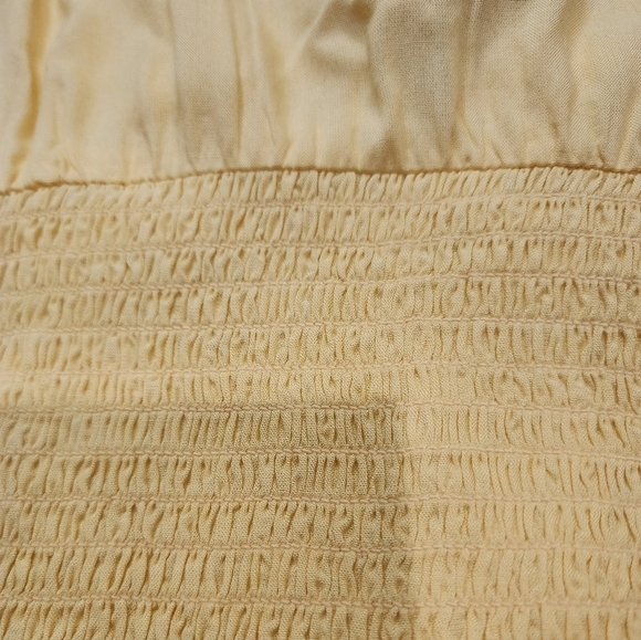 Nwt Roxy Maui Nix Crop Top Lemon Keyhole Tie Buttons and Smocking Size XL - Picture 9 of 9